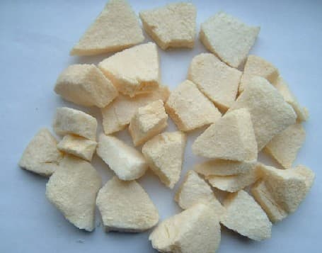 Freeze dried pear slice