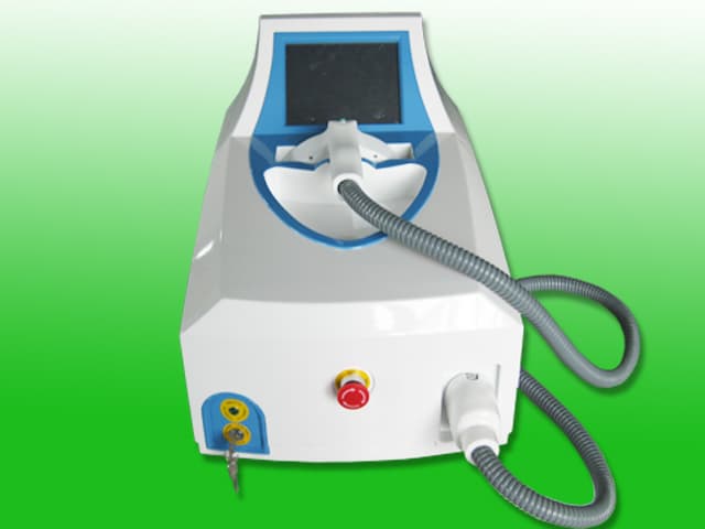 E-light IPL+RF system for beauty treatments facelifting