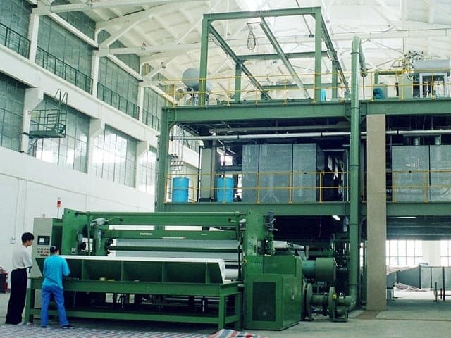 PP nonwoven fabric making machine