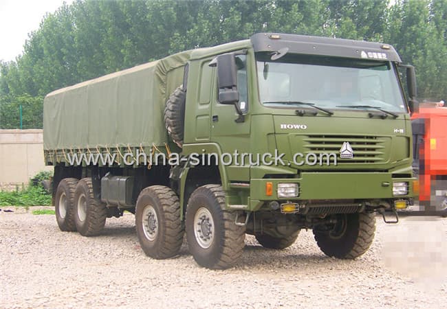 SELL SINOTRUK 8X8 ALL DRIVE CARGO TRUCK
