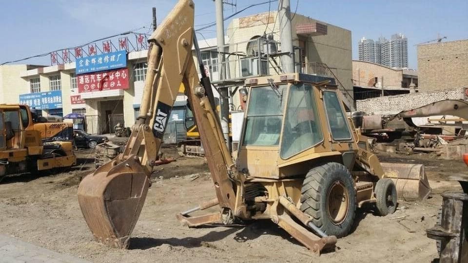 Used CAT Backhoe Loader 426 in good condition