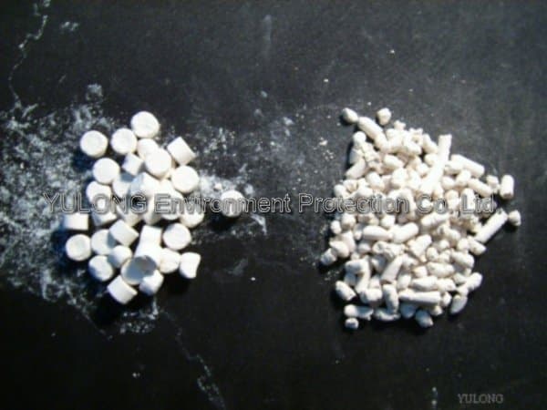 Calcium peroxide pellet