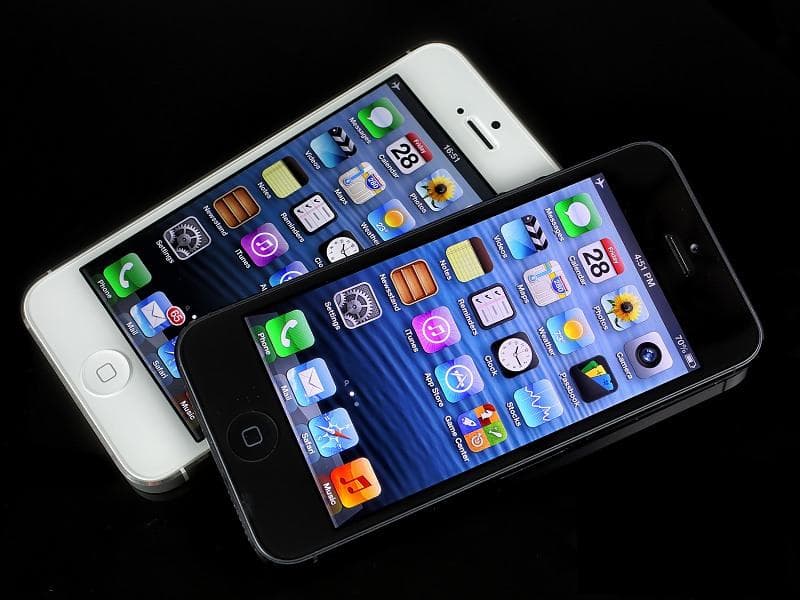 Apple iPhone 5 LTE 16GB (Telus) (Unlocked) (Black/Slate)