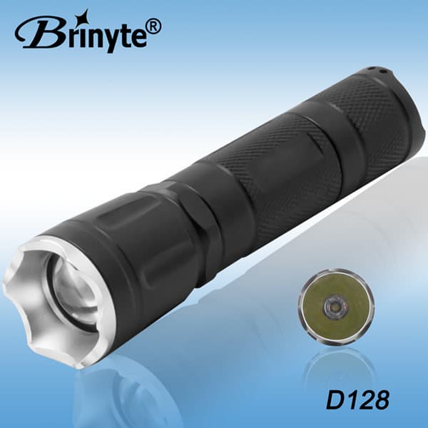 Zoomale flashlight D128