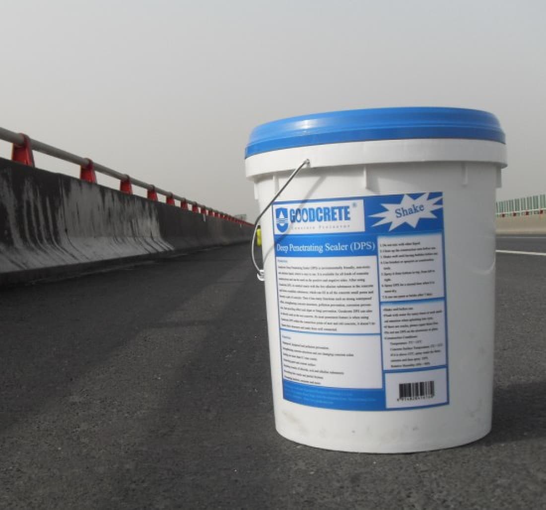 Protects concrete against mildew damage