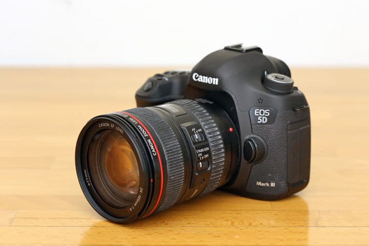Canon EOS 5D Mark III Kit Digital Camera - 24
