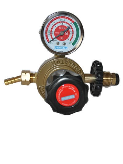 High flow lpg gas regulator with one gauge
