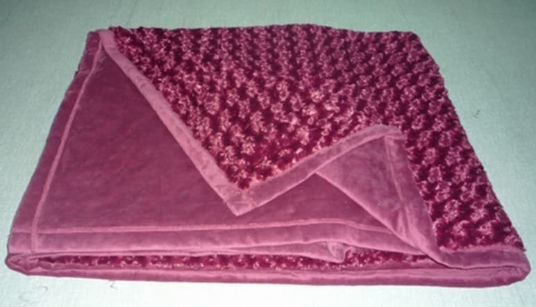 100% polyester rose plush blanket