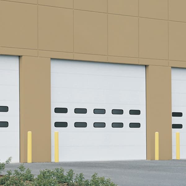 Vertical industrial sectional doors