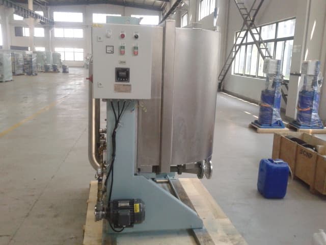 8T/DAY sea water desalting plant