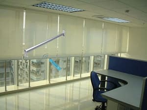 electric roller shade system (DC motor)