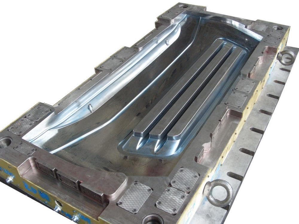 SMC compression mould