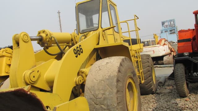 Second hand CAT Loader 966E in good condition