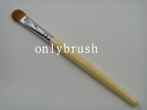 Hot Makeup brush