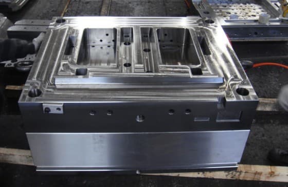 Plastic mould base | tradekorea